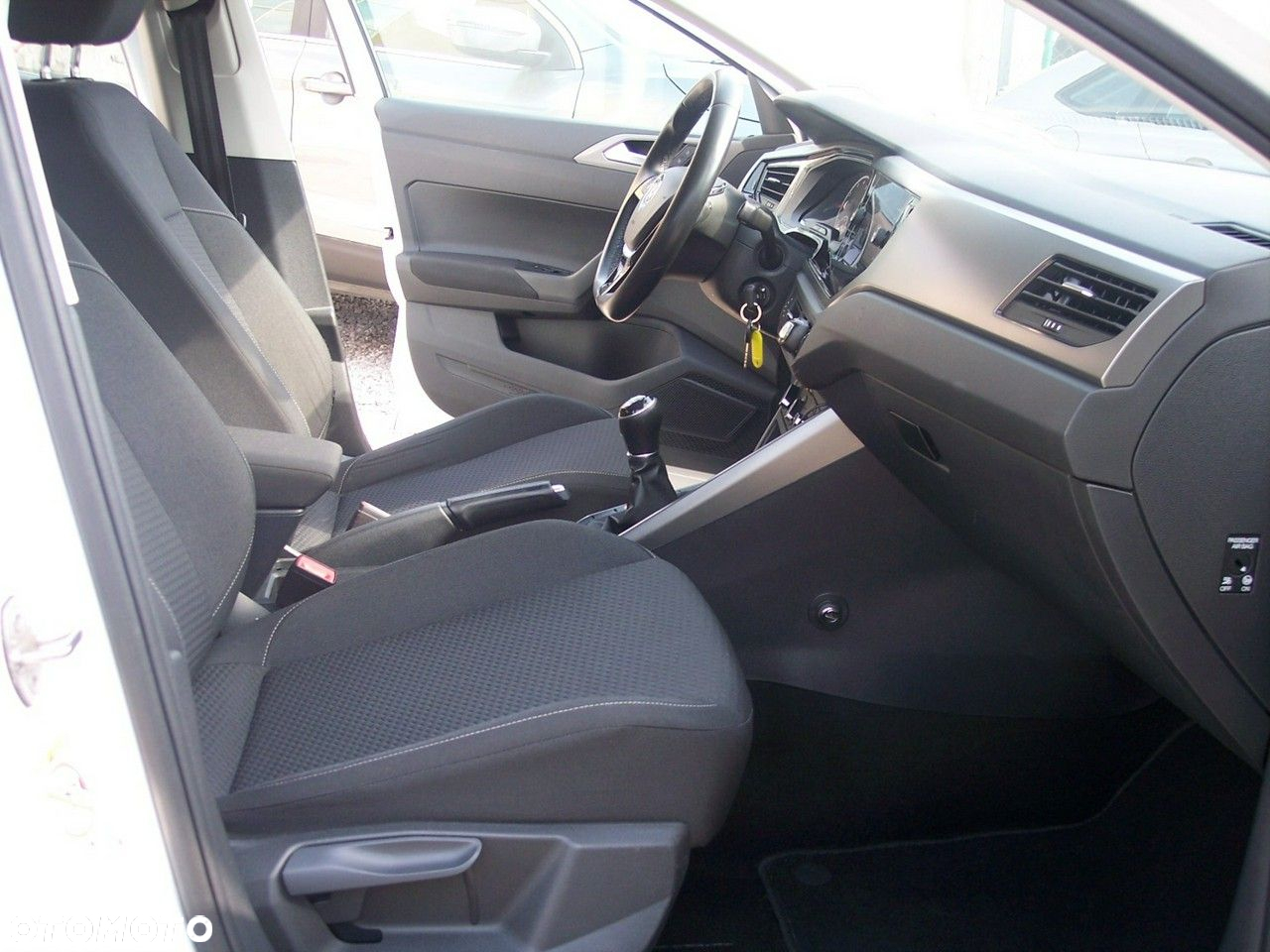 Volkswagen Polo 1.0 TSI Comfortline - 14