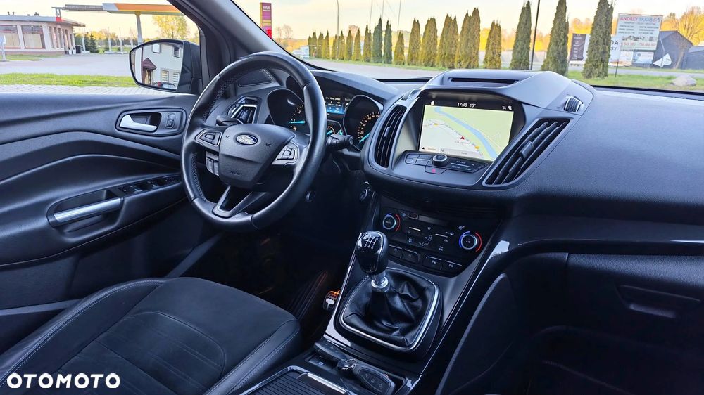 Ford Kuga 2.0 TDCi 4x2 ST-Line - 26