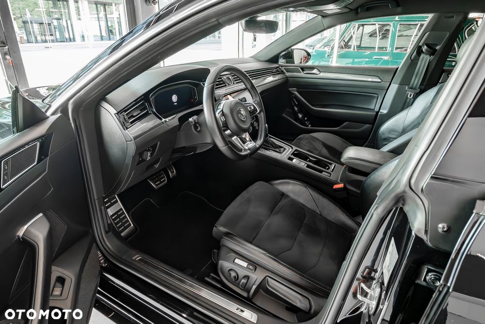 Volkswagen Arteon 2.0 TDI Bi-Turbo SCR 4Mot R-Line DSG - 9