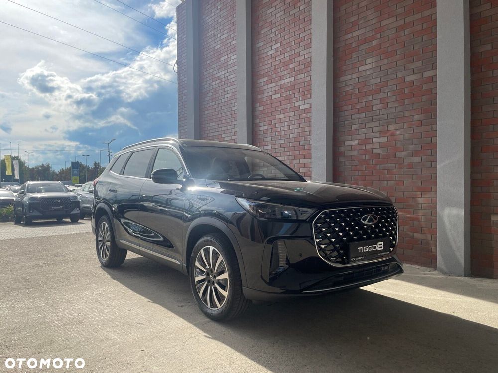 Chery Tiggo 8 - 10