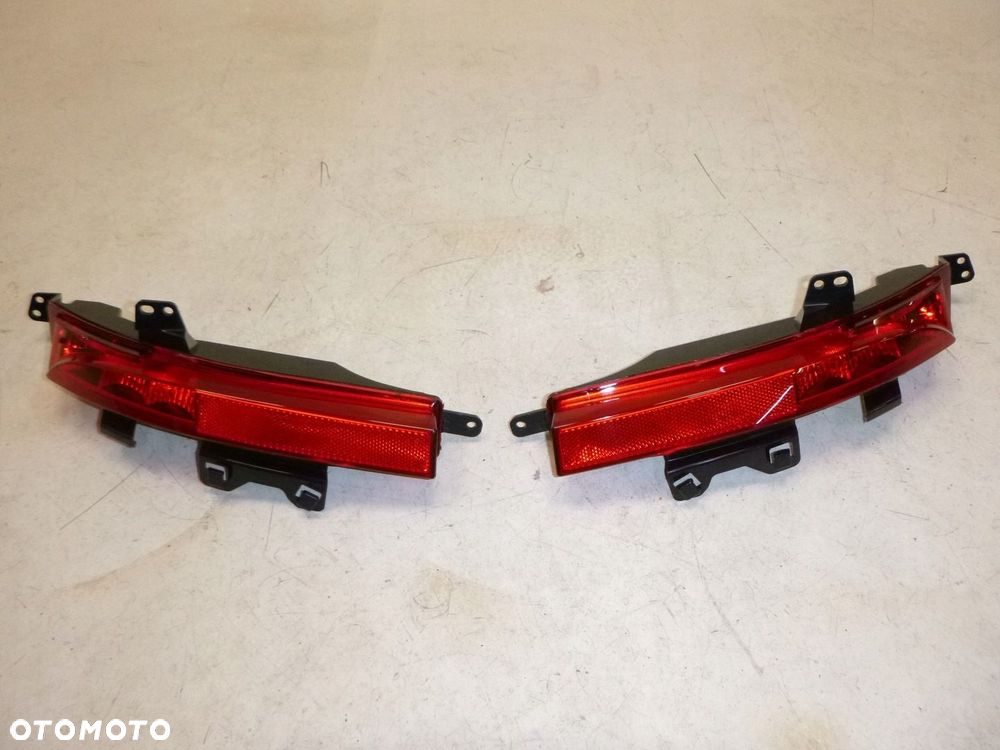 LAND ROVER DISCOVERY SPORT L550 LAMPA TYŁ TYLNA LP - 2