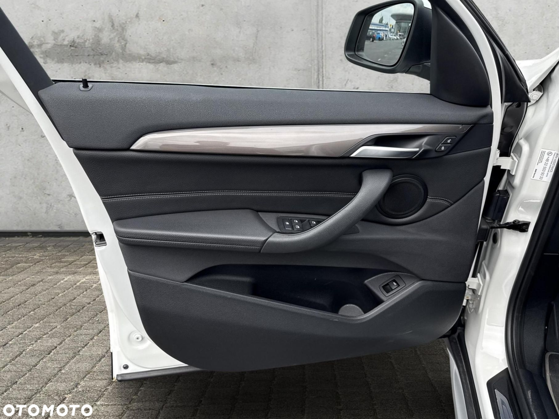 BMW X1 sDrive18i xLine - 11