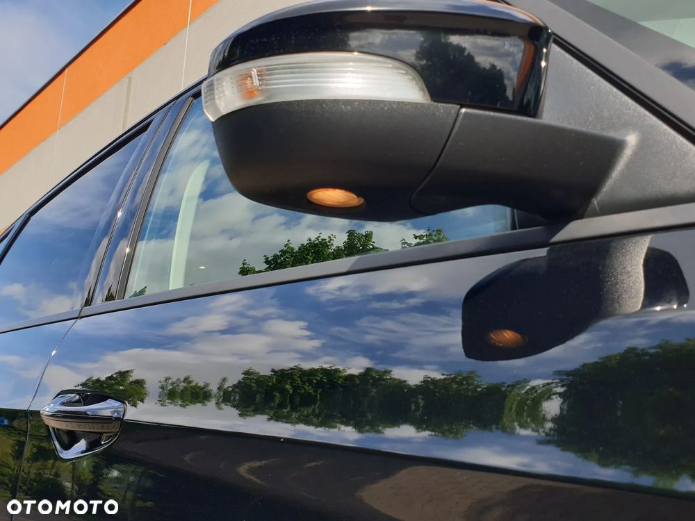 Ford S-Max - 36