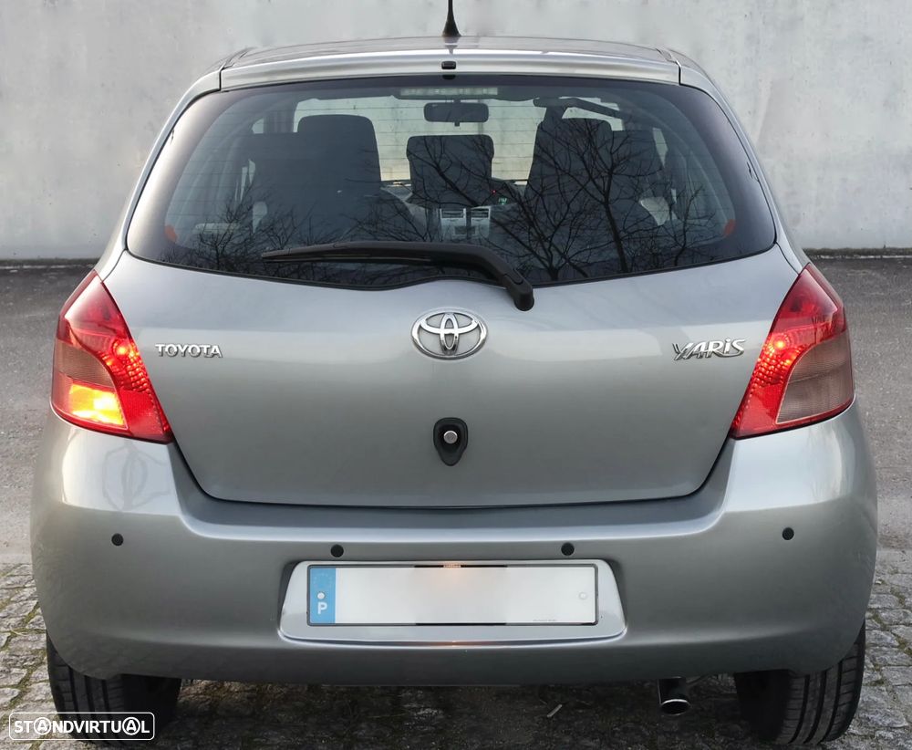 Toyota Yaris 1.0 VVT-i Comfort+AC+VSC - 28
