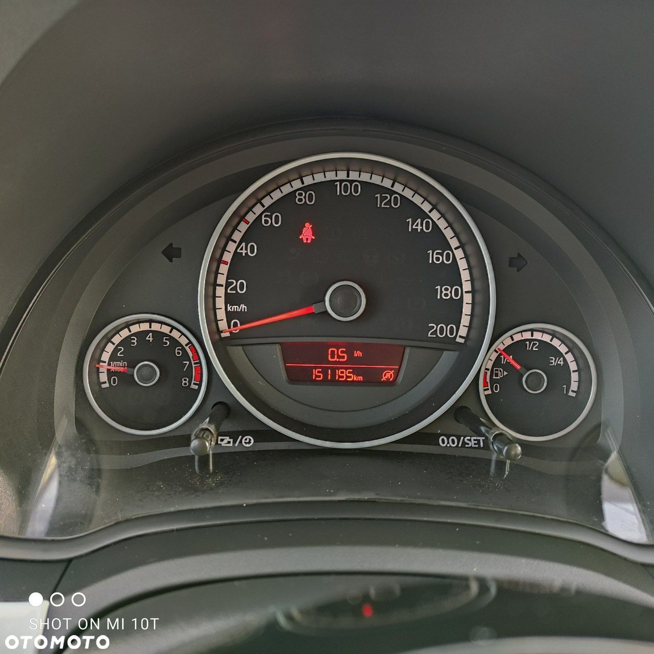 Volkswagen up! - 24