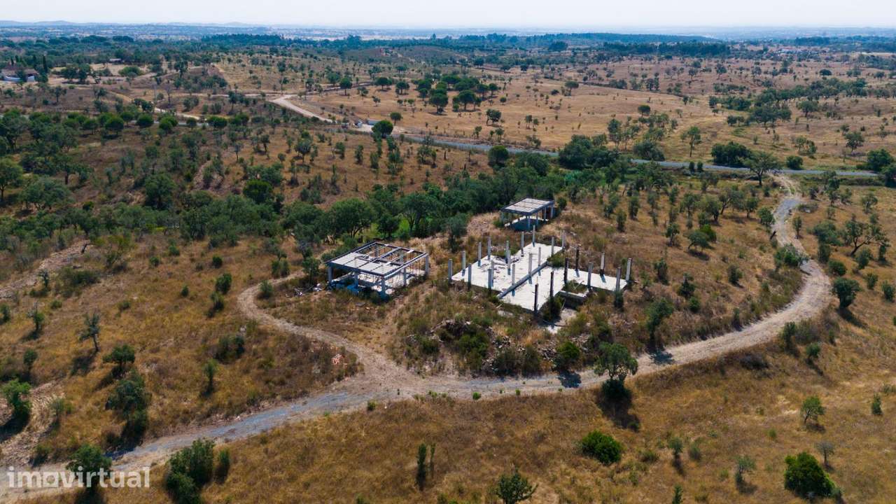 Terreno com Projeto Aprovado e Alvará de 6,57 hectares | Tangalhal - Grande imagem: 2/17