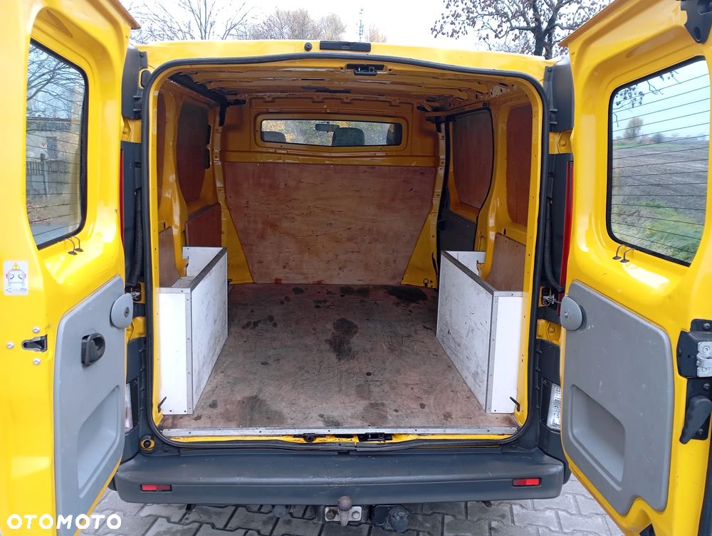 Opel Vivaro - 17