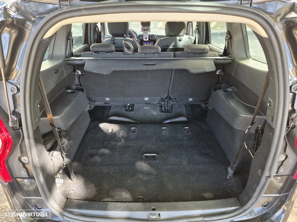 Dacia Lodgy 1.5 Blue dCi Stepway 7L - 18