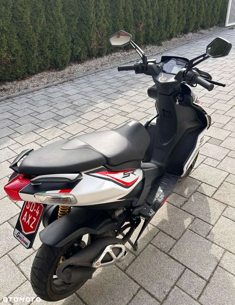 Aprilia SR - 2