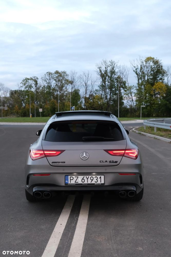 Mercedes-Benz CLA - 4