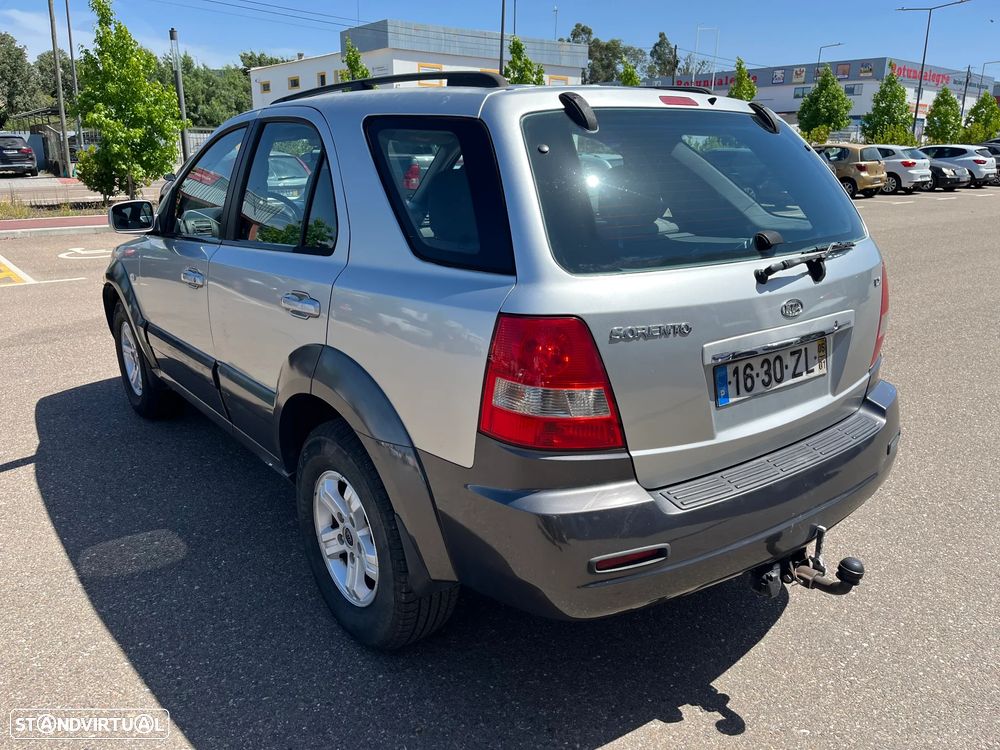 Kia Sorento 2.5 CRDi EX Confort - 3