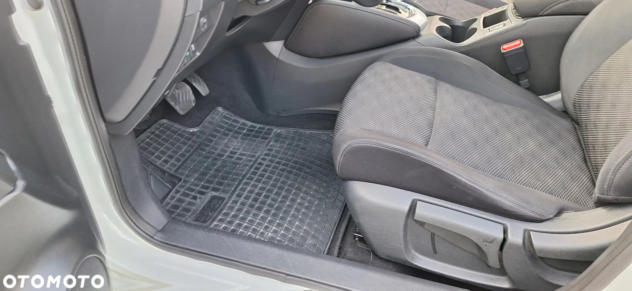 Nissan Qashqai 1.6 DCi N-Connecta Xtronic EU6 - 13