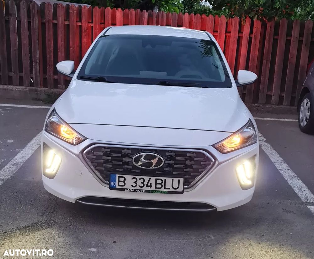 Hyundai IONIQ - 1