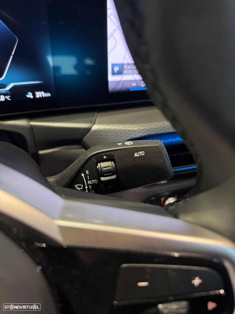 BMW i4 eDrive40 Pack Desportivo M Pro - 36