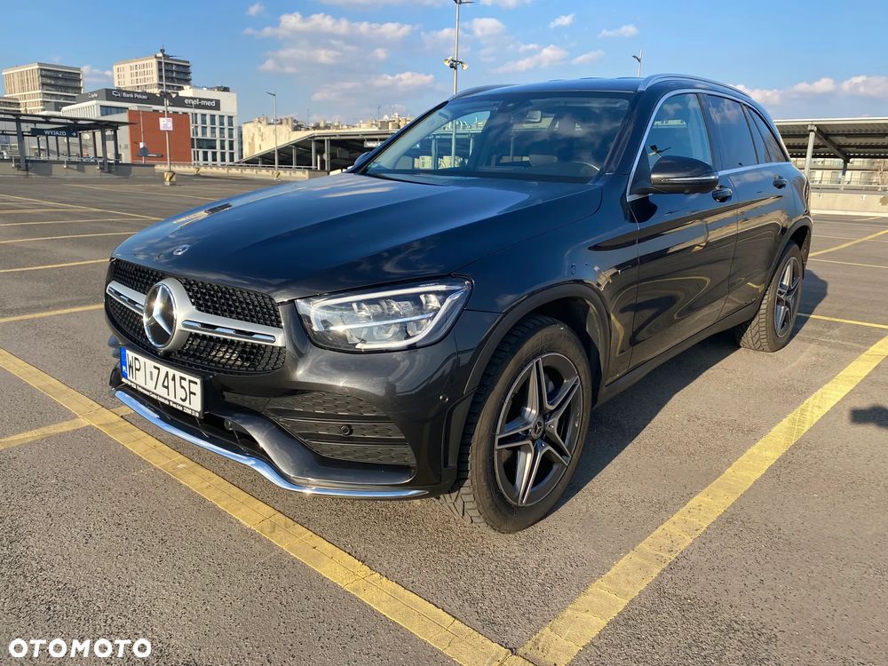 Mercedes-Benz GLC 300 e 4-Matic - 3