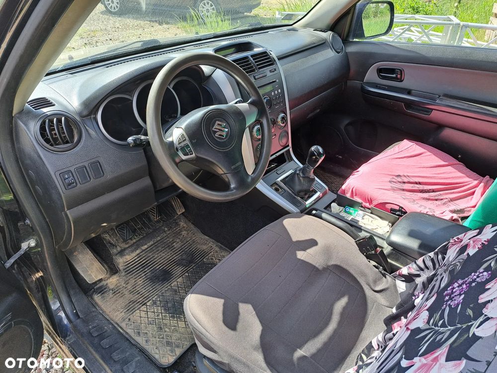 Suzuki Grand Vitara - 5