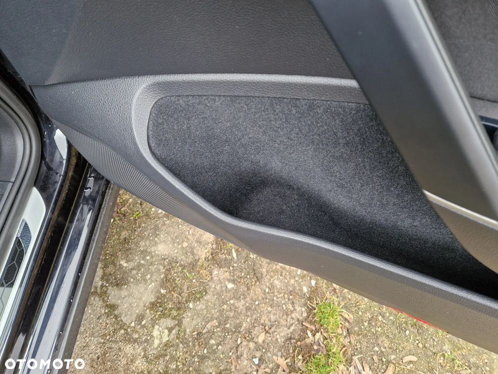 Volkswagen Golf - 16