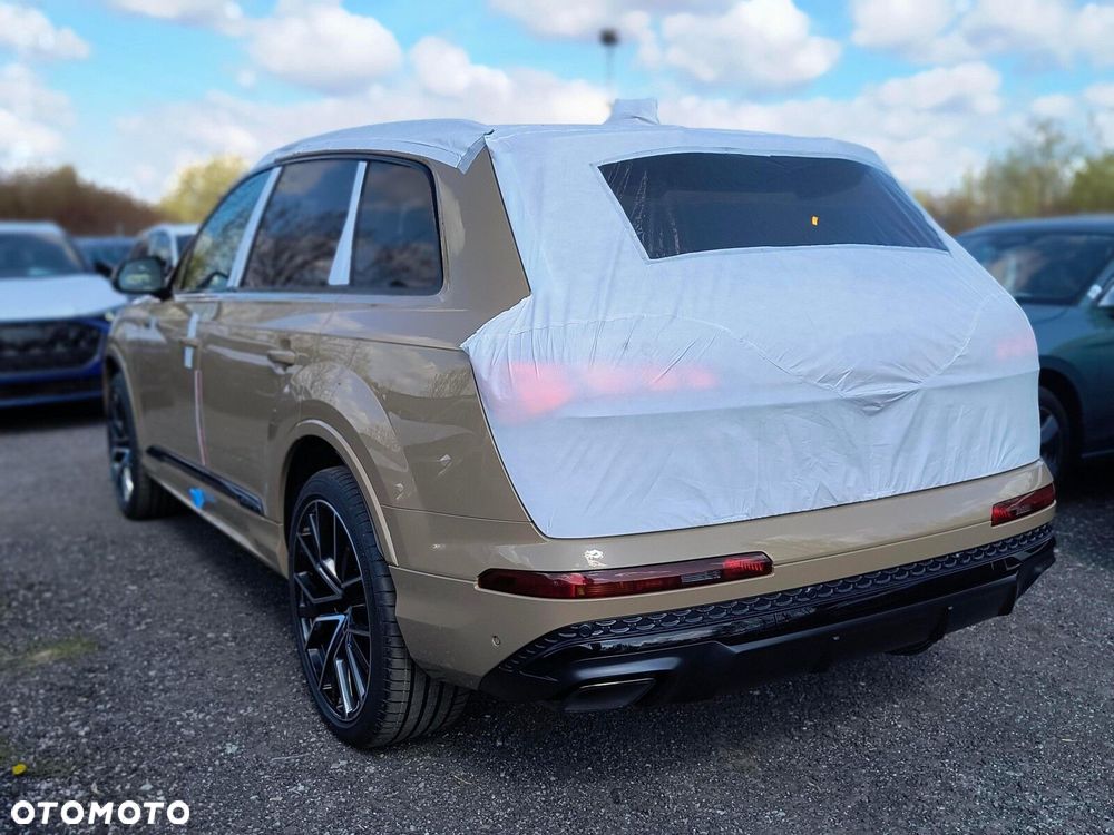 Audi Q7 - 6
