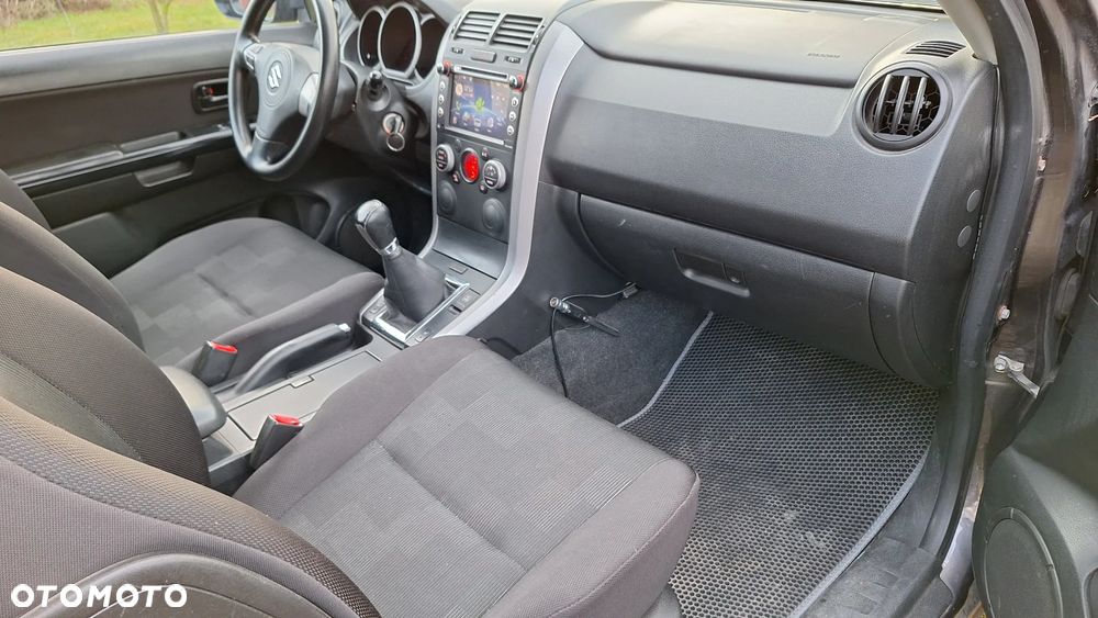 Suzuki Grand Vitara 1.6 Comfort - 6
