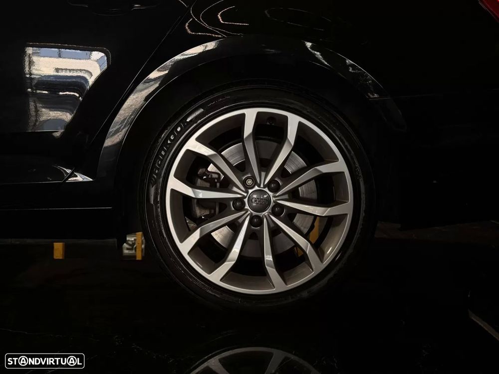 Audi A4 Avant 45 TFSI quattro S tronic - 14