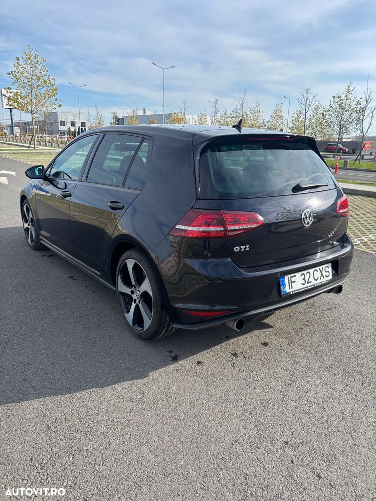 Volkswagen Golf GTI BlueMotion Technology DSG - 5