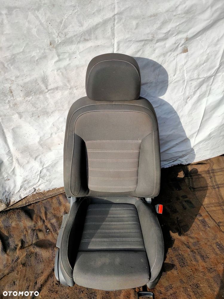 fotel prawy przód opel insignia a lift elektryczny - 2