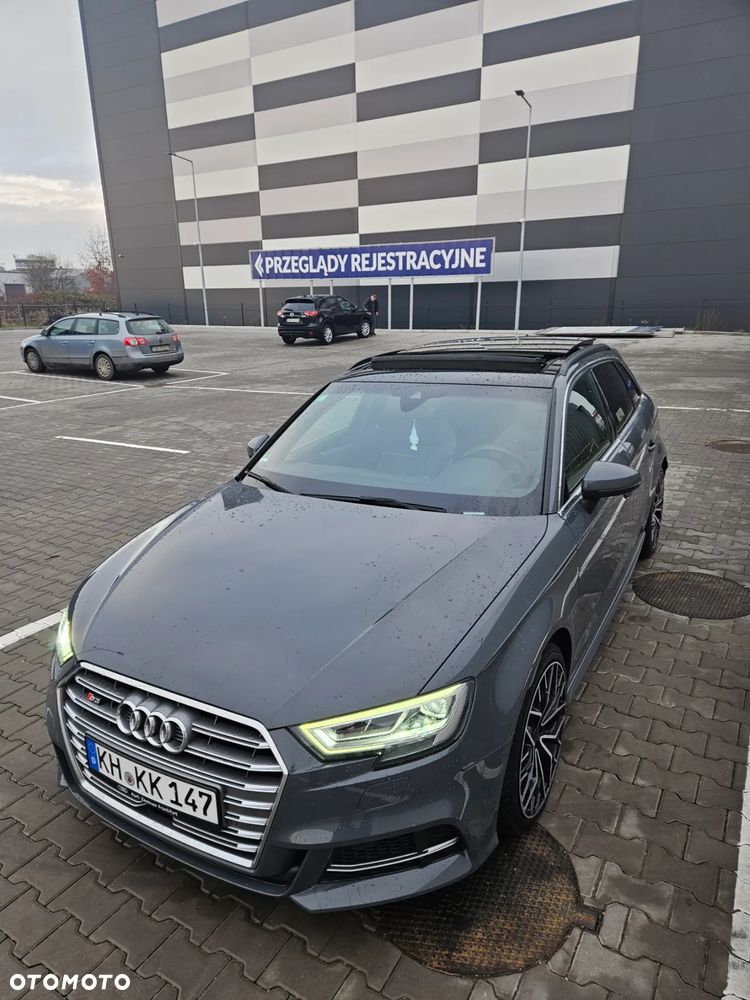 Audi S3 S tronic - 12