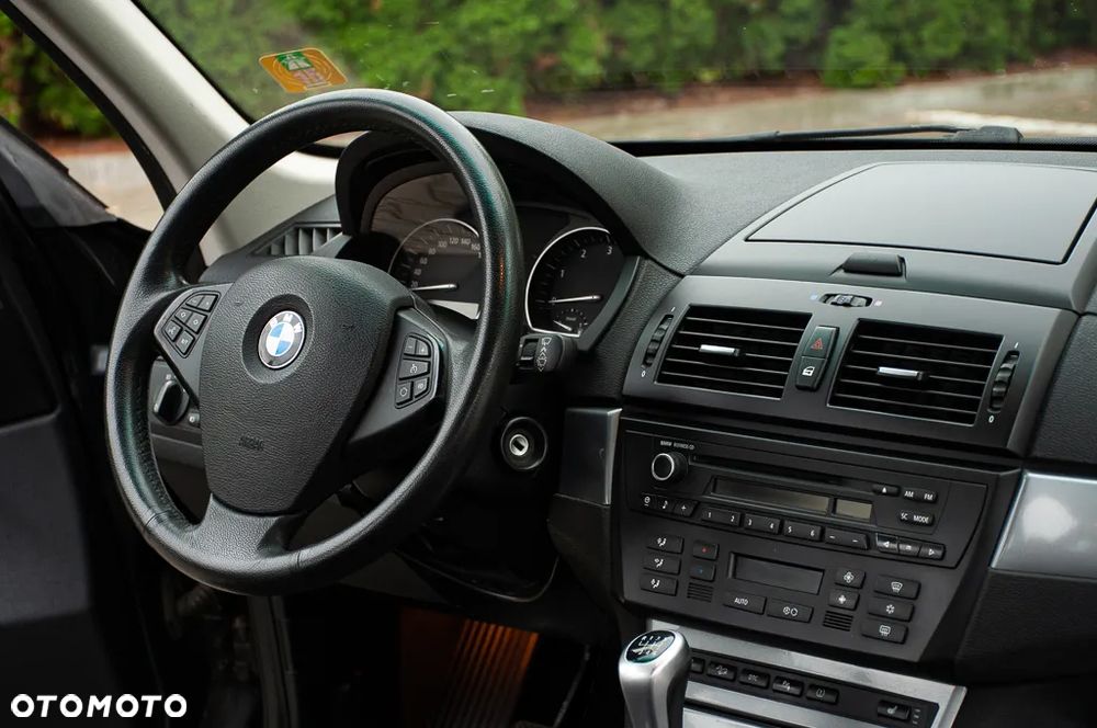 BMW X3 xDrive18d - 21