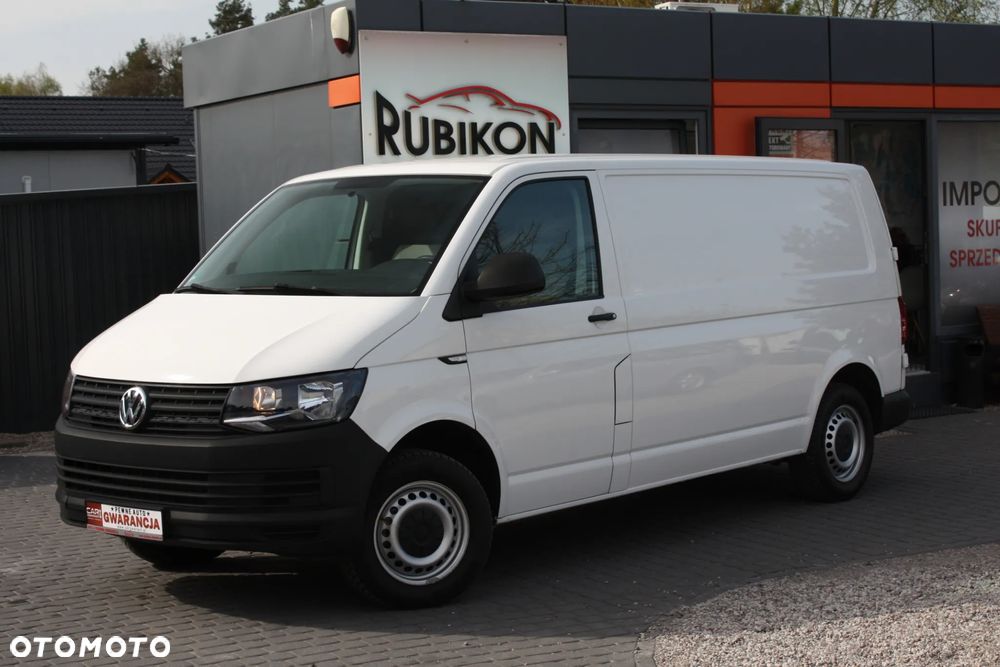 Volkswagen Transporter - 1