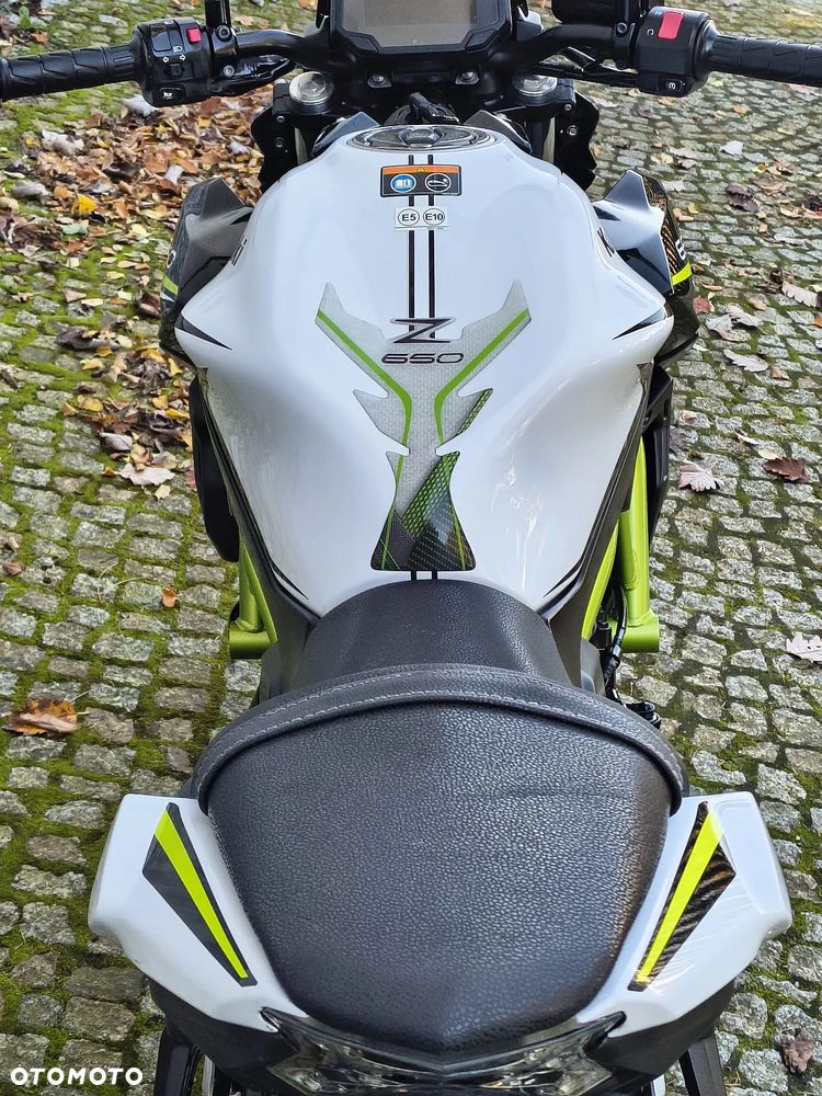 Kawasaki Z 650 - 12
