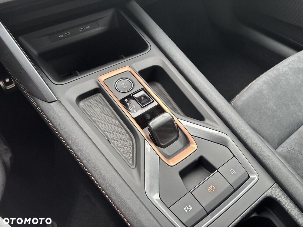 Cupra Leon 1.5 eTSI mHEV DSG - 27