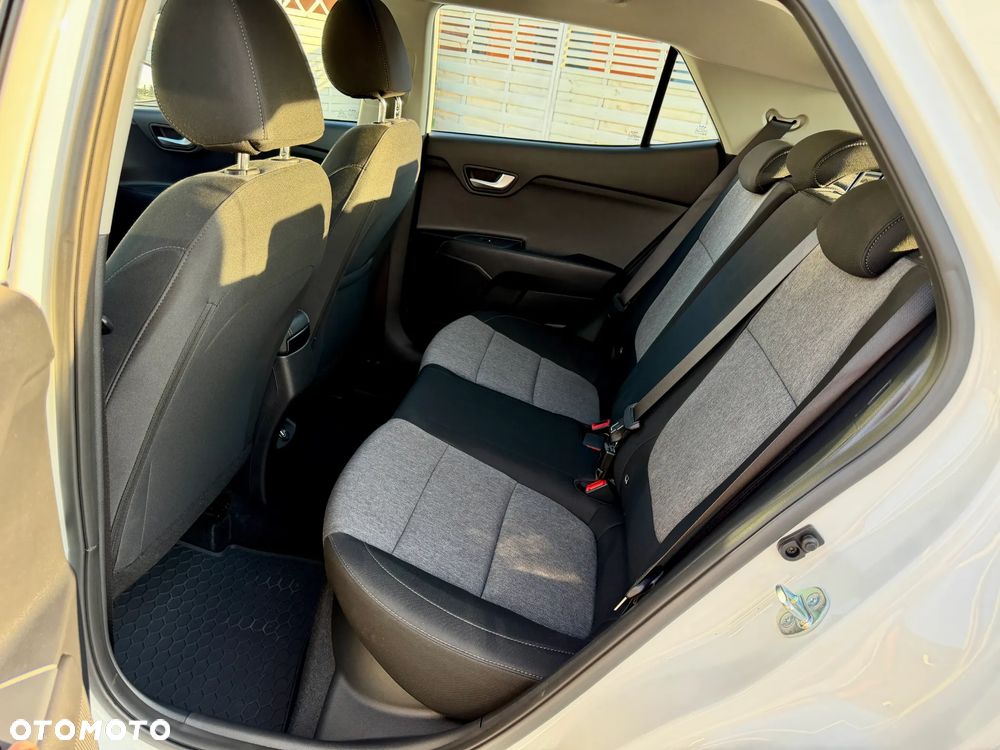 Kia Stonic 1.0 T-GDI L Business Line DCT - 19