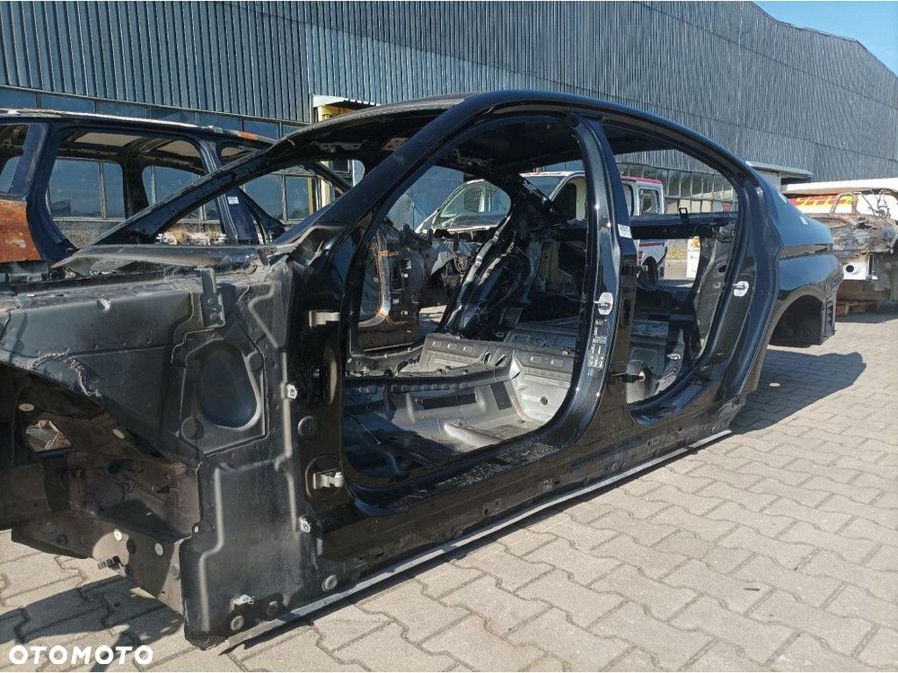 BMW M5 F90 G30 PRÓG SŁUPEK LEWY A I B 475 - 3