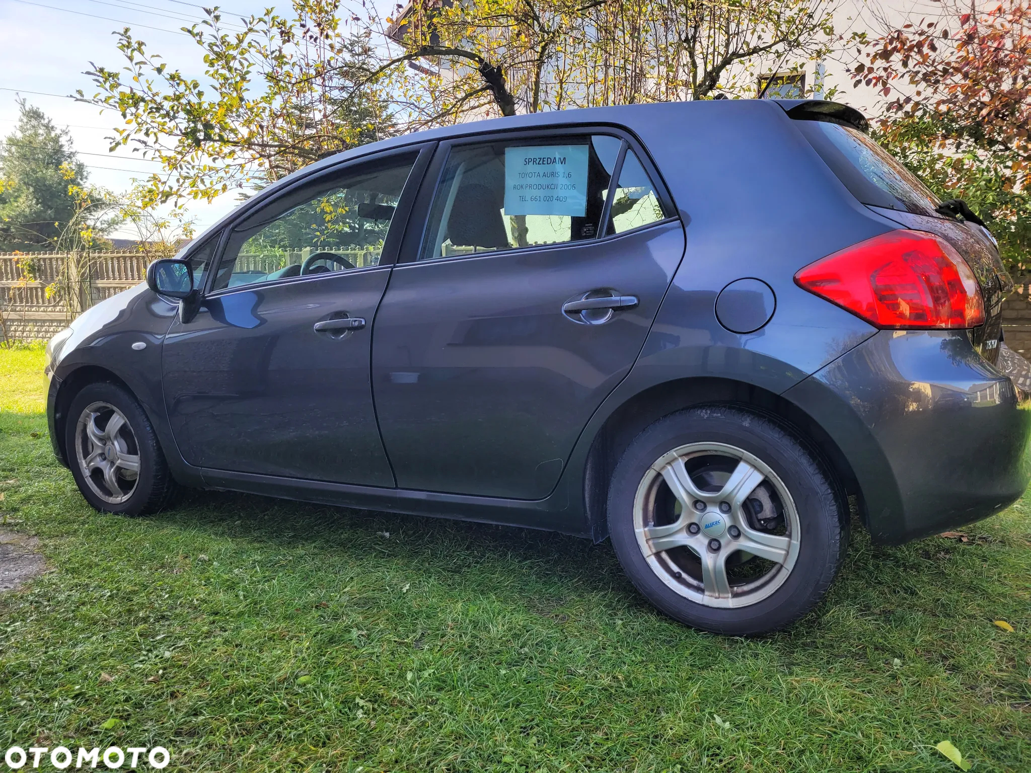 Toyota Auris 1.6 VVT-i Luna - 4