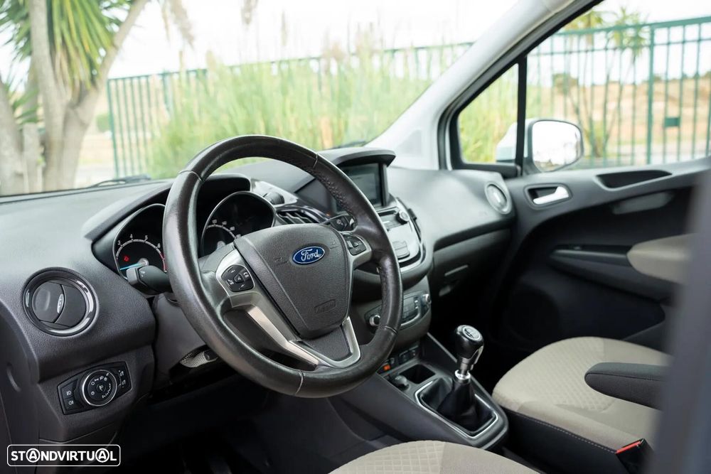 Ford Tourneo Courier 1.0 EcoBoost Ambiente - 13