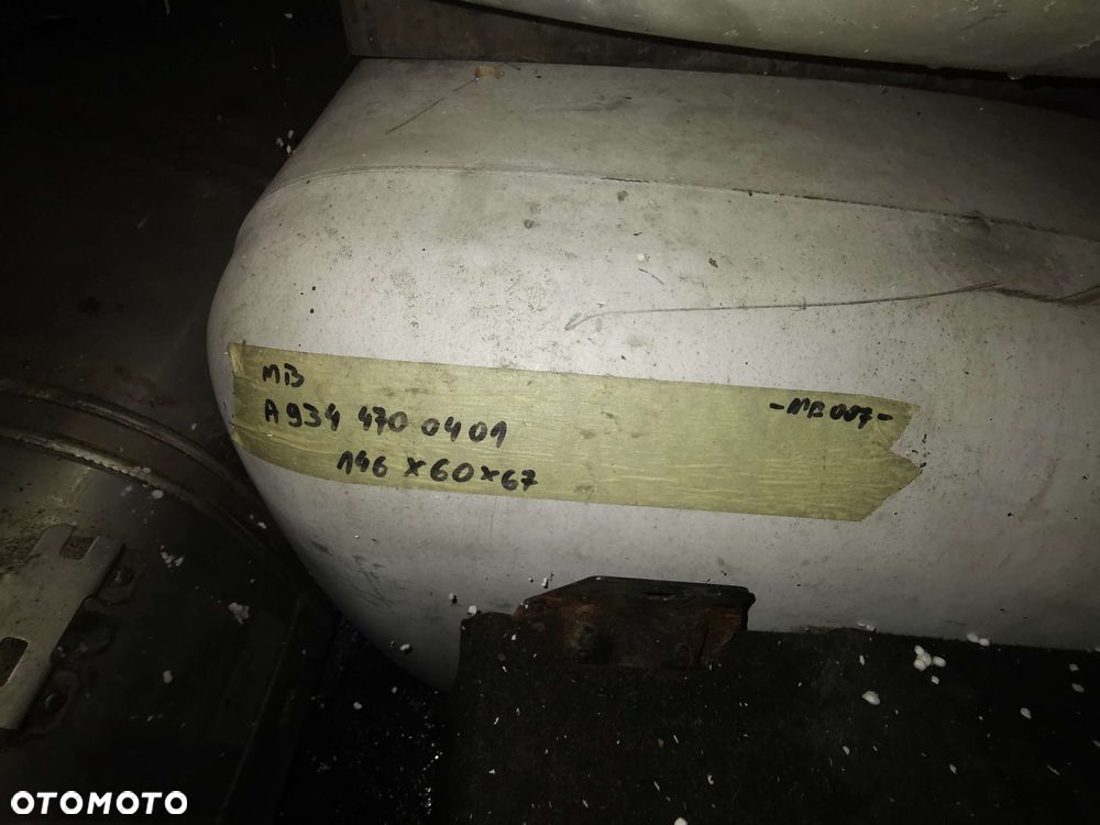 Zbiornik paliwa 650 litr. A9344700401 - 2
