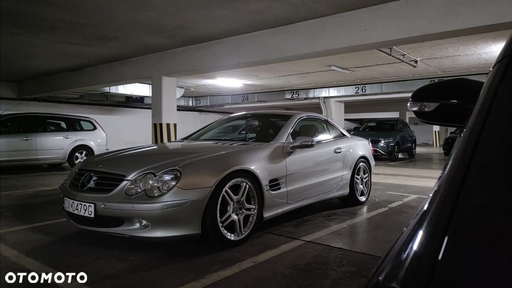 Mercedes-Benz SL - 32