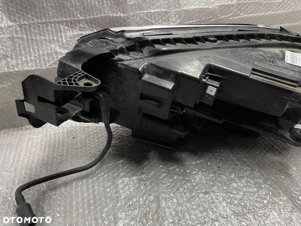 LAMPA PRAWA FULL LED PASSAT USA 561941082 - 13