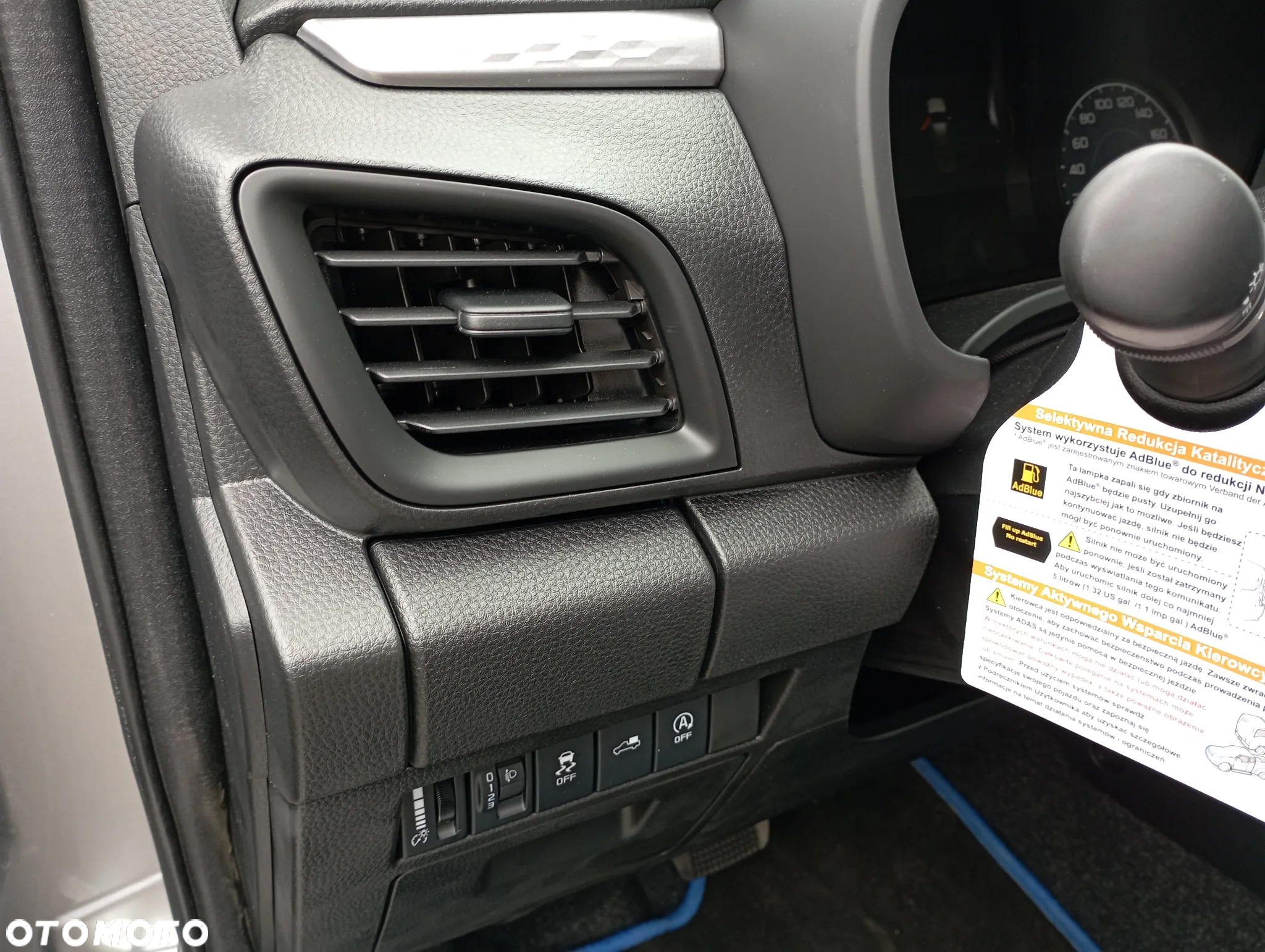 Isuzu D-Max 1.9 DC LS - 34