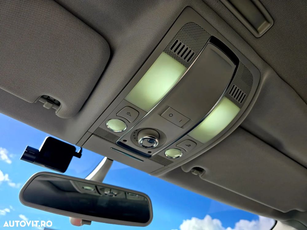 Audi A6 2.0 TDI DPF Multitronic Avant - 12