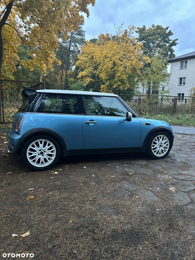 MINI Cooper Standard - 5