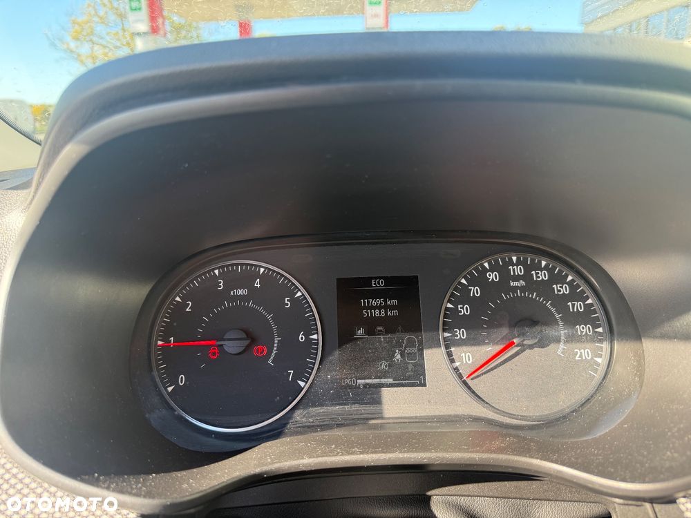 Dacia Logan 0.9 TCe Laureate S&S - 8