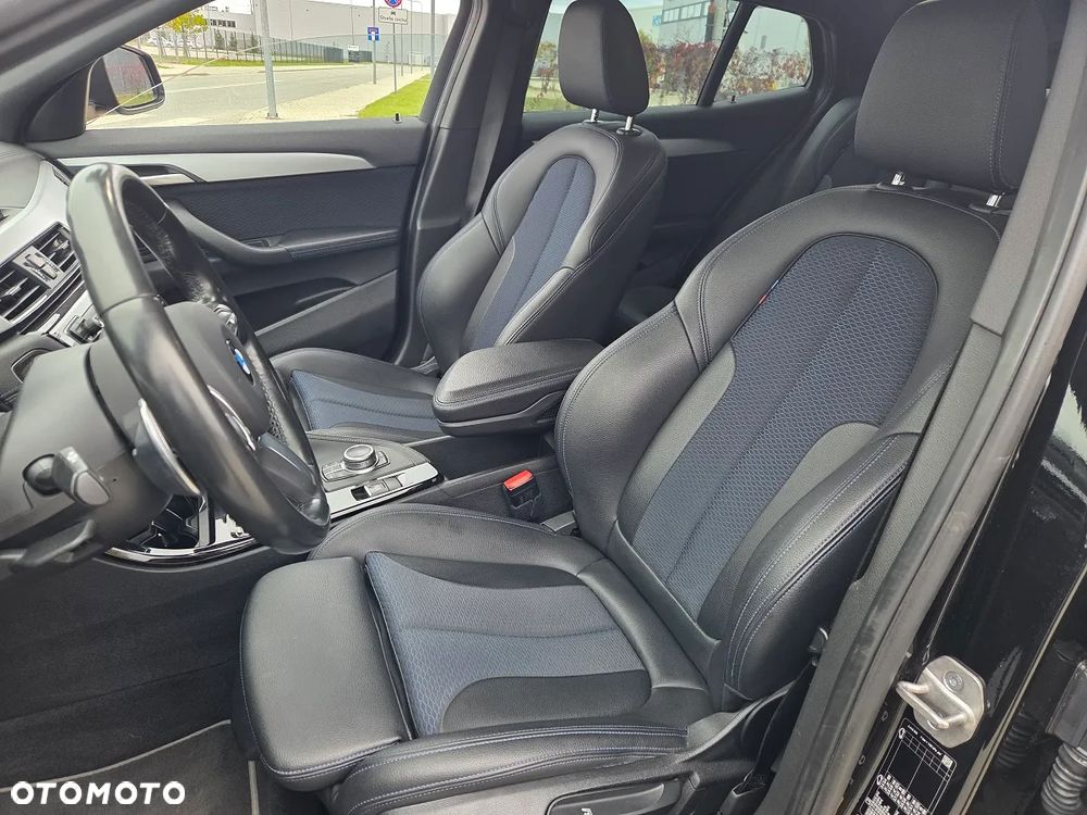 BMW X2 xDrive25e Edition M Mesh - 12