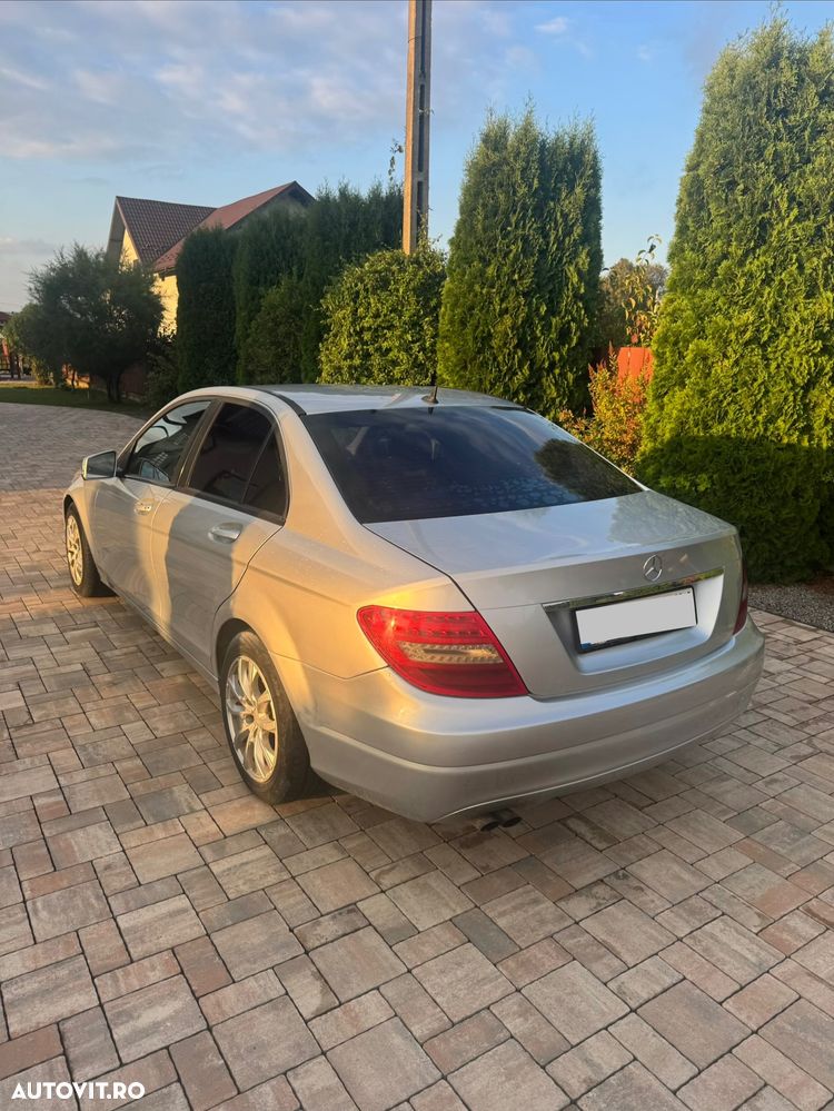 Mercedes-Benz C - 3