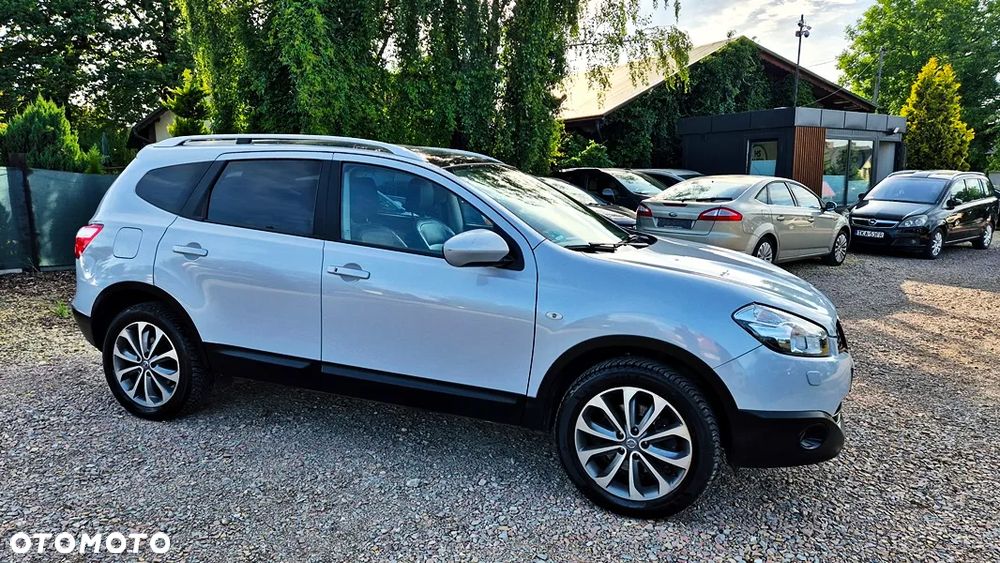 Nissan Qashqai+2 2.0 4x4 Tekna - 8