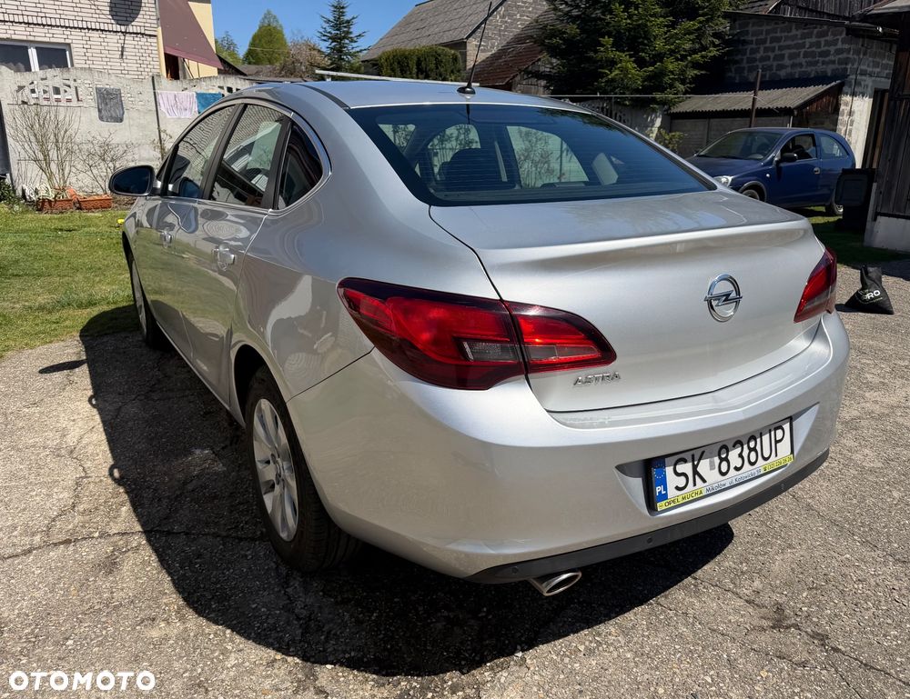 Opel Astra 1.4 T Active - 5