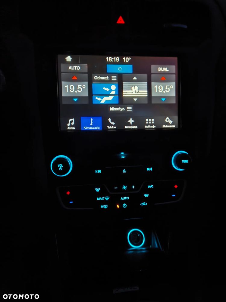 Ford Mondeo - 40