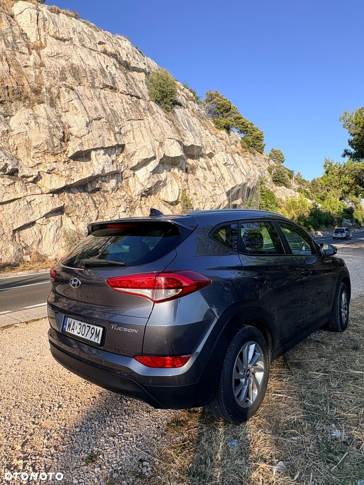 Hyundai Tucson 1.7 CRDI BlueDrive Comfort 2WD - 30