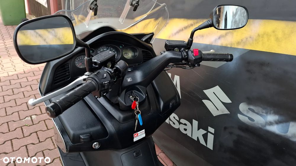 Honda Silver Wing - 16