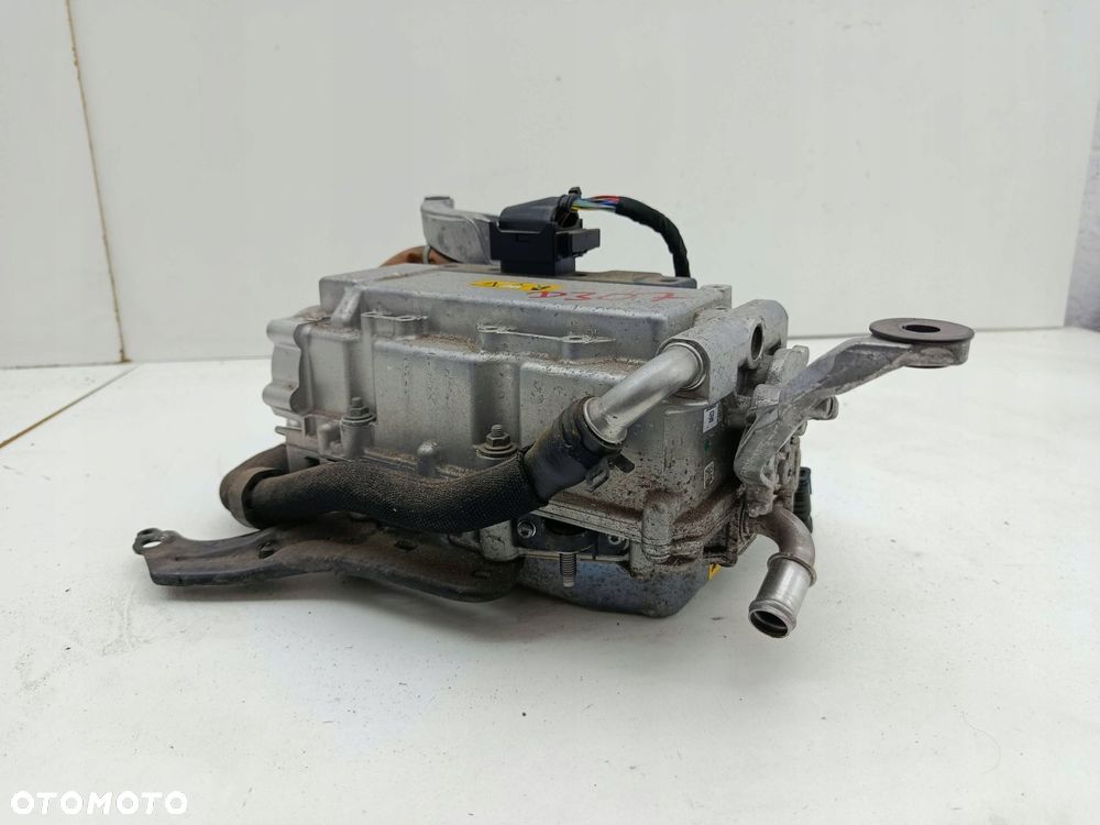 MERCEDES W213 FALOWNIK PRZETWORNICA NAPIĘCIA INWERTER A2139003333 - 2